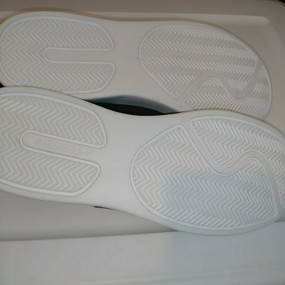 Speedo Starboard Men's Water Slip-on  Shoe Gray Size S 7/8